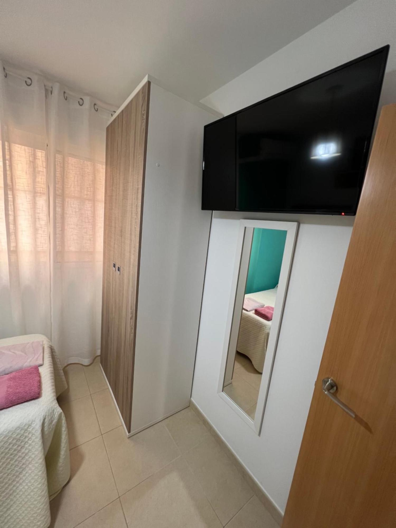 Apartamento Centro 3 Habitaciones Con Aire Acondicionado Y Wifi A 150M De La Playa Y Castillo Peñíscola المظهر الخارجي الصورة
